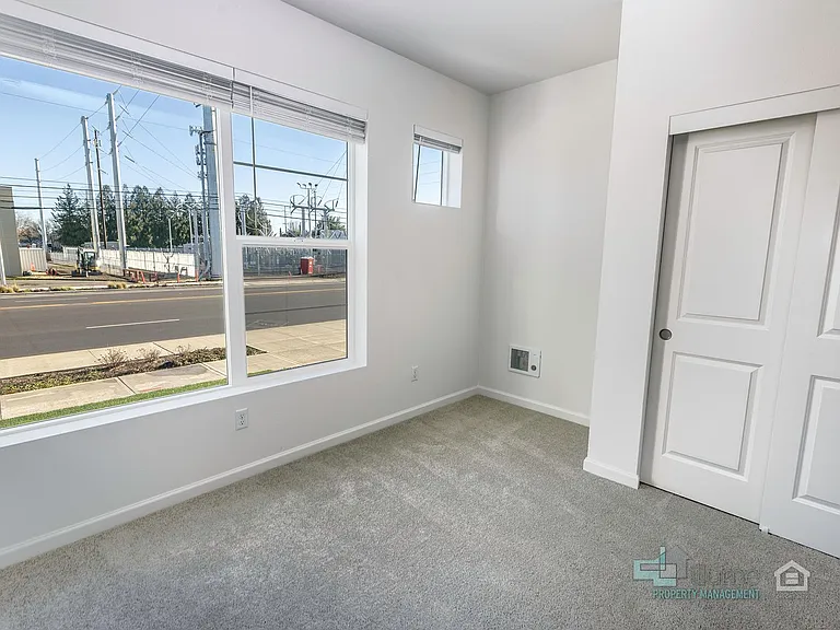 3691 SW 209th Ave — Photo 17
