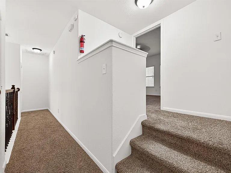 22303 Naple Hollow Ln — Photo 42