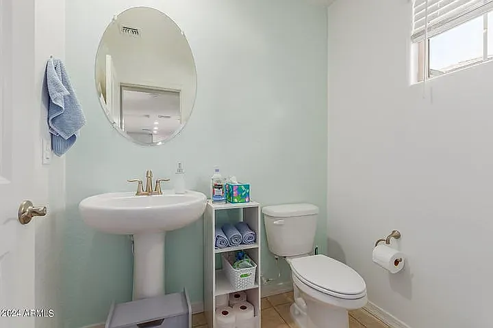 8216 W Albeniz Pl — Photo 18
