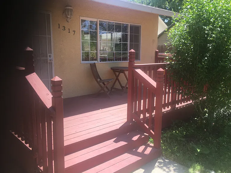 1317 Riverbank Rd — Photo 2