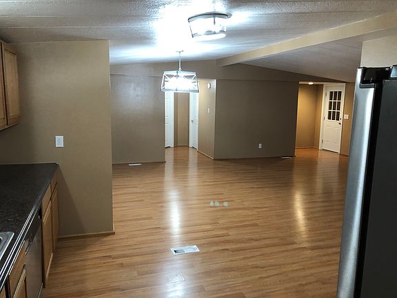 4th image of 209 Pintler St
