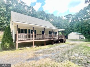 1188 E Graceville Rd, Everett, PA 15537