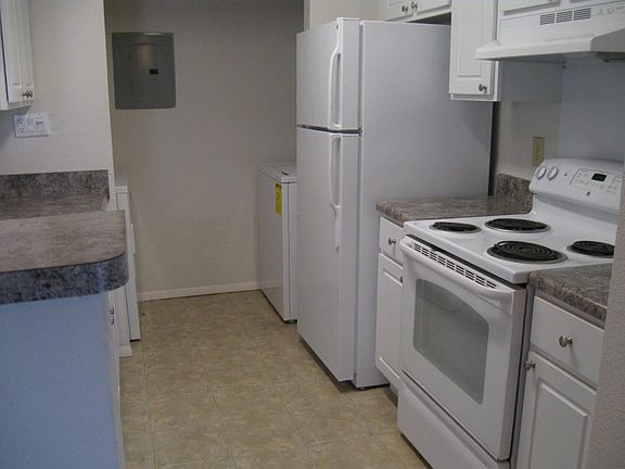 3rd image of 3203 St Martins Trl APT 1003