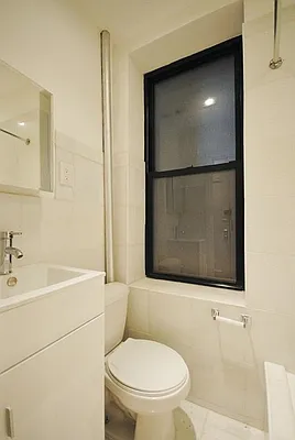 Rented by Platinum Properties | media 28