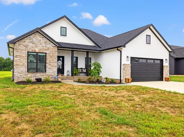 153 Willis Dr, Danville, KY 40422