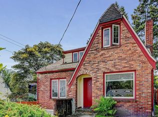 351 NE 52nd St, Seattle, WA 98105
