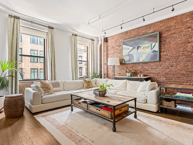 160 Chambers St #3 — Photo 4