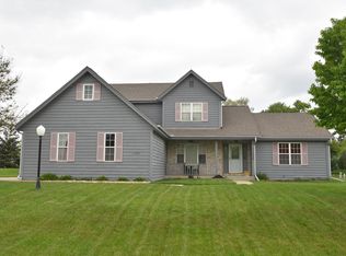 11330 W Green Tree Rd, Milwaukee, WI 53224