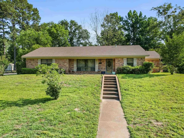 508 Madelaine Dr, Gilmer, TX 75644