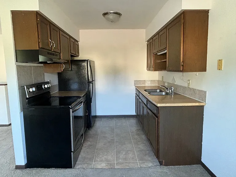 1125 Country Ln #1 — Photo 3