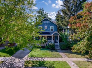 1504 Cordova Ave, Lakewood, OH 44107