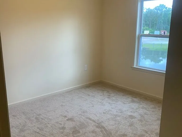 428 Sullivan Loop Rd — Photo 10