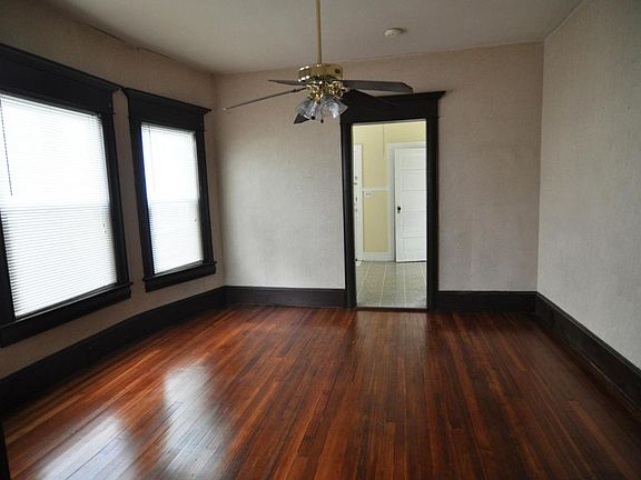 Dining Room. Trim has since been painted white.
