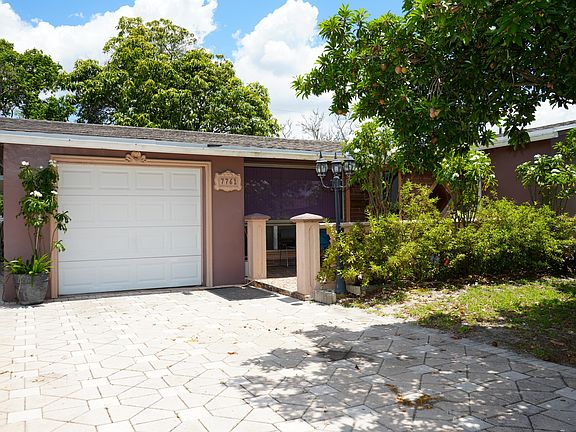 2nd image of 7761 Biltmore Boulevard