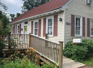 42 Elm St, Bath, ME 04530
