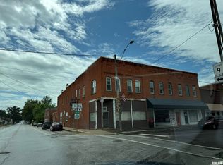297 Oak St, Dallas City, IL