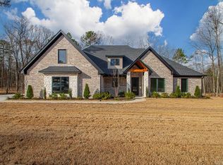 3092 Avilla Manor Trl, Alexander, AR 72002