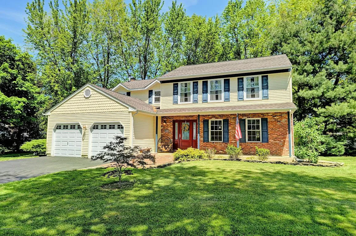 24 Cherry Hill Ln photo 1