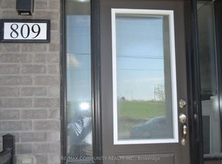 809 Conlin Rd E, Oshawa, ON L1K 3G4