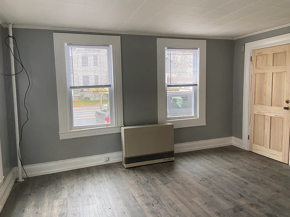 99 Brunswick Ave #2