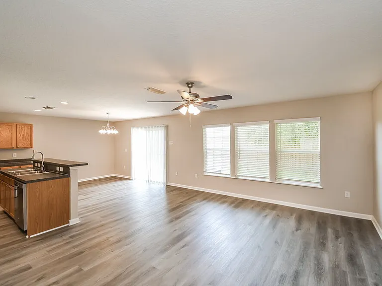 11504 Bonnie Lakes Ct — Photo 3