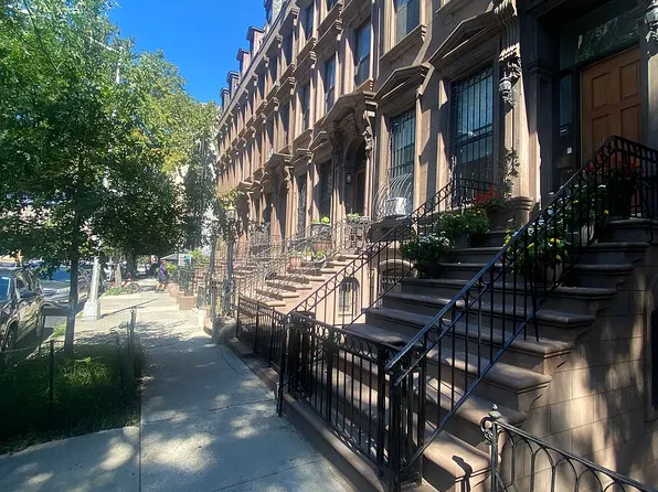 65 W 130th St APT 3, New York, NY 10037