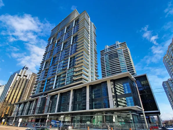 4955 Yonge St #3206, Toronto, ON M2N 5N6
