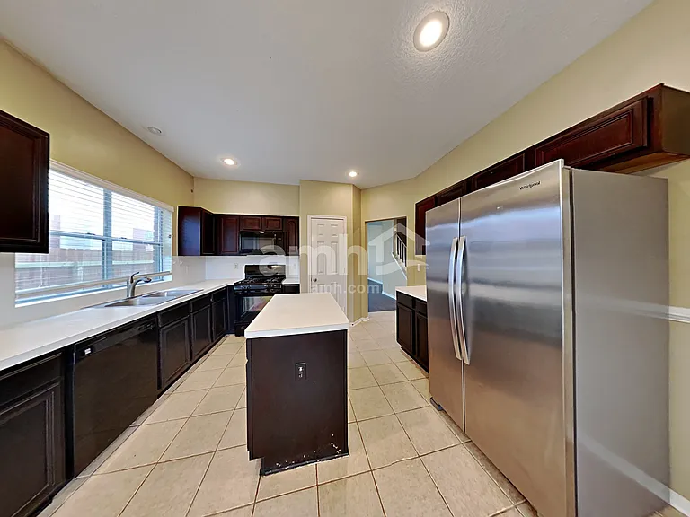 2903 Linda Dr — Photo 3