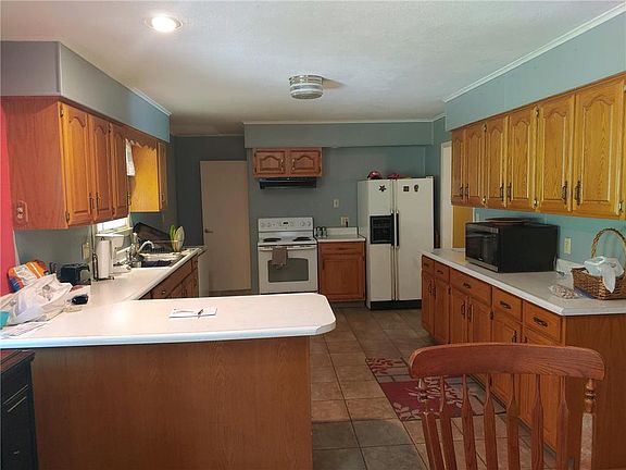 4th image of 3601 S 29th St