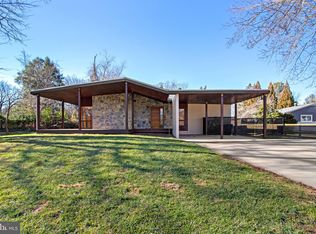 6515 Lily Dhu Ln, Falls Church, VA