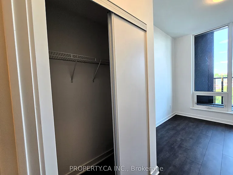 1185 Dupont St #316 — Photo 7