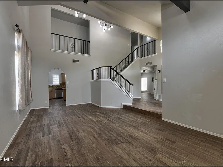 1909 Polly Harris Dr — Photo 7
