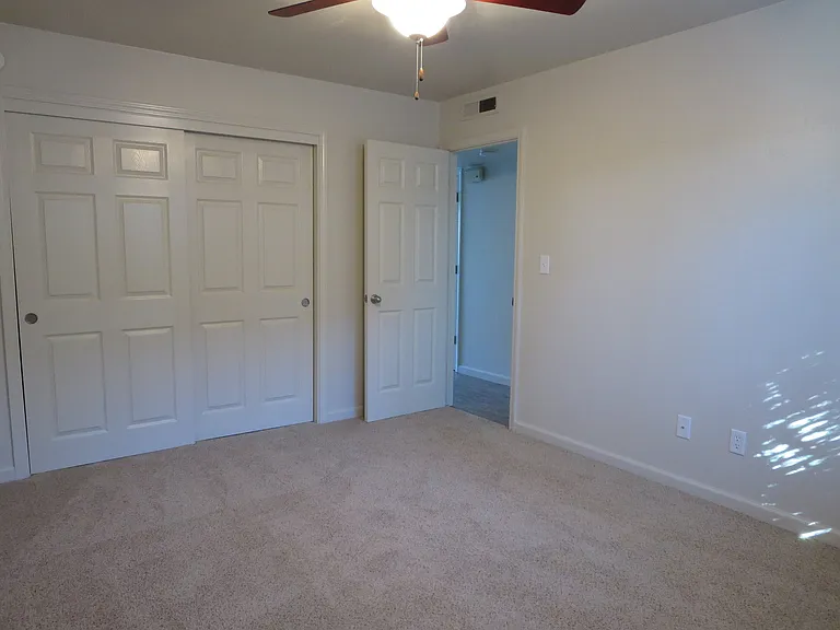 1836 Laburnum Ave — Photo 23