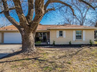 704 N Spears St, Alvarado, TX 76009