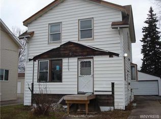 40 Olmstead Ave, Depew, NY 14043