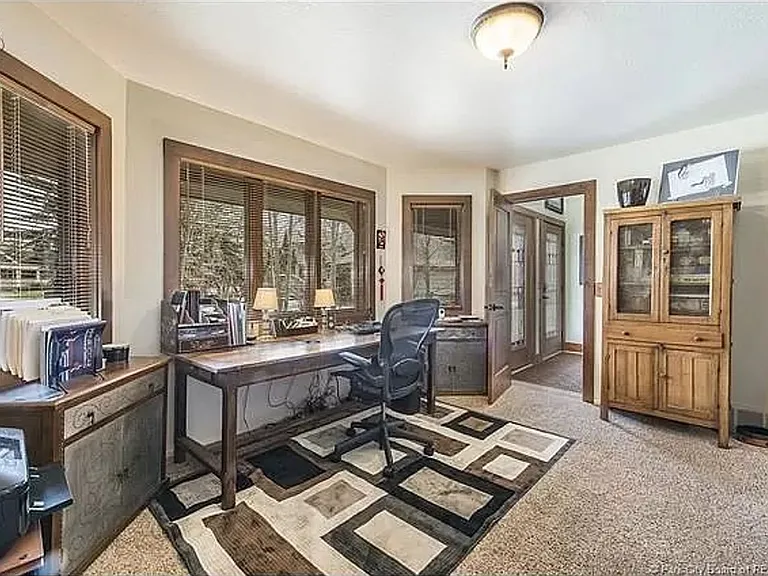 2881 Hackney Ct — Photo 13