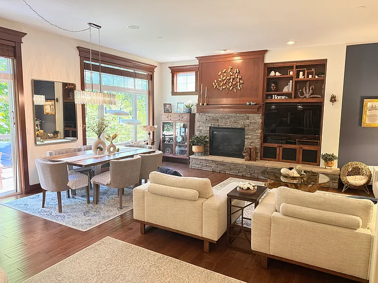 2516 NW Stoney Creek Dr — Photo 3