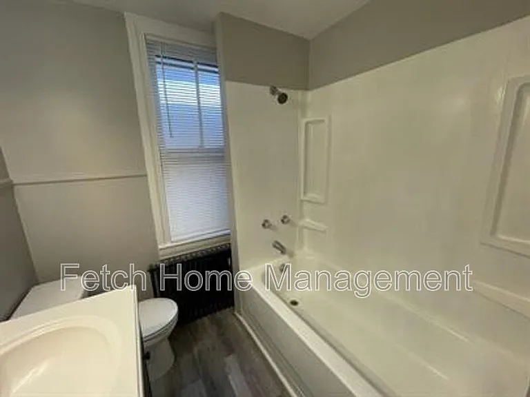 631 Roosevelt Ave #2 — Photo 6