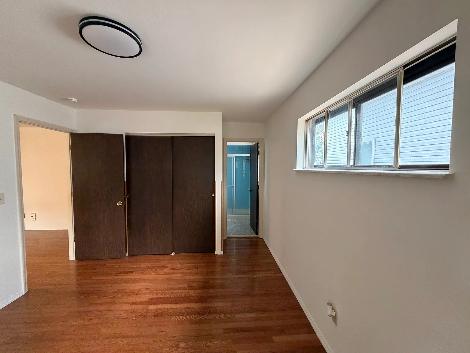 3 bed, 1100 sqft, $2,250 — Photo 4