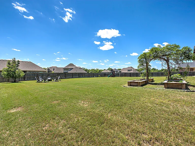 1007 Bendelow Dr — Photo 23