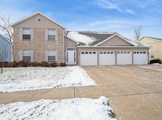 6109 Greenbriar Ln SW UNIT C, Cedar Rapids, IA 52404
