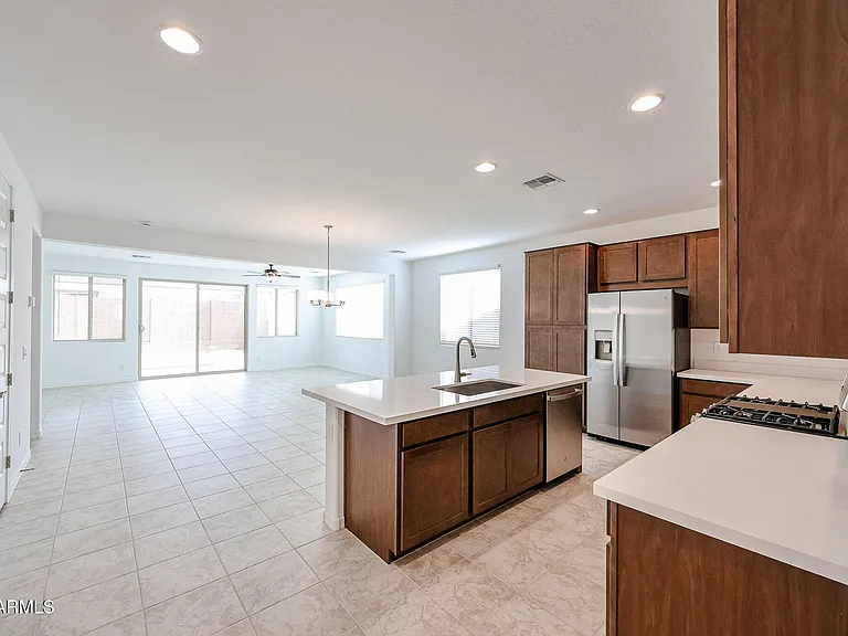 14752 W Smoketree Dr — Photo 4