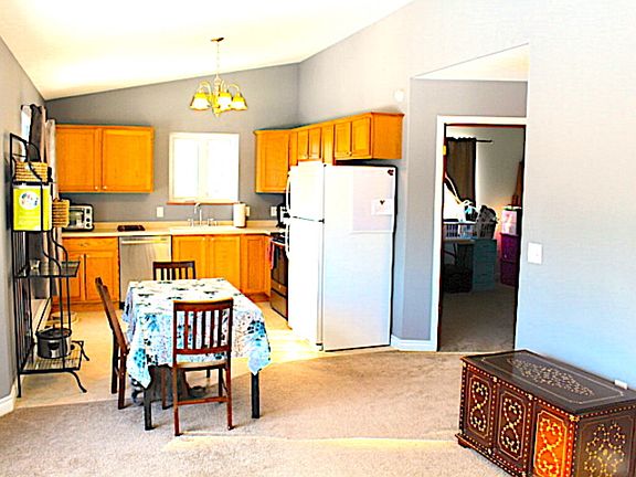 5th image of 1345 Whistling Swan Dr
