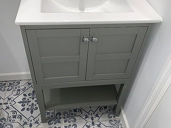 En Suite Bathroom 