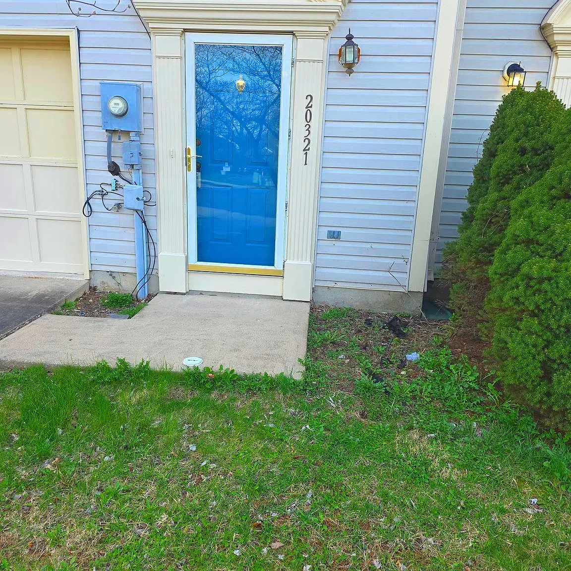 3 bed, 3.5 bath, 1780 sqft, $1,950 — Photo 1