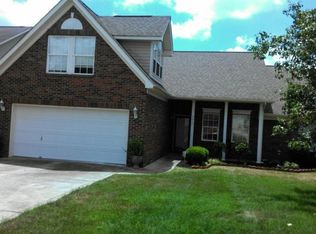 5619 Falls Ridge Ln, Charlotte, NC 28269