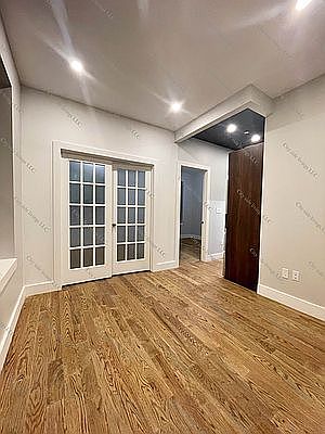 3rd image of 1354 Jefferson Ave #3D