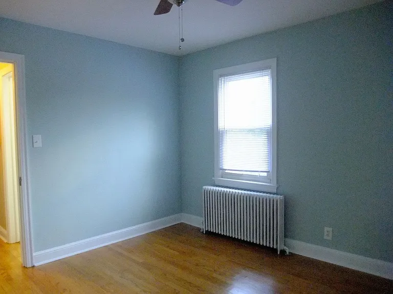8210 Greenwood Ave — Photo 19