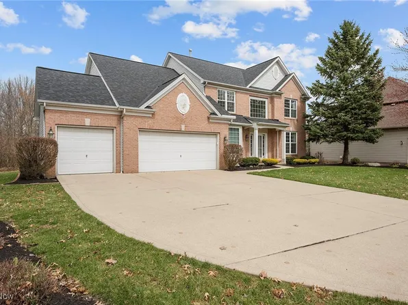 14960 Scarlet Oak Trl, Strongsville, OH 44149