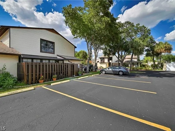 631 SE 12th Ave APT 98, Cape Coral, FL 33990